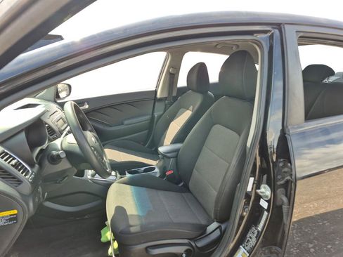 Used 2018 Kia Forte LX FWD image 16