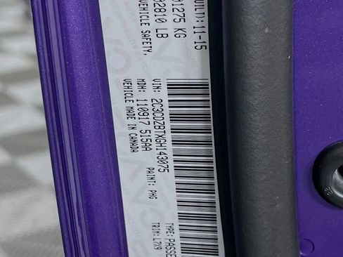 Used 2016 Dodge Challenger R/T w/ Driver Convenience Group image 30