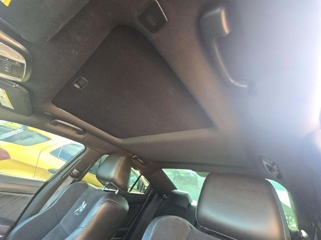 Used 2021 Dodge Charger Scat Pack RWD image 5