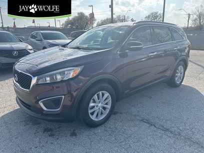 Used 2016 Kia Sorento LX w/ LX Convenience Package