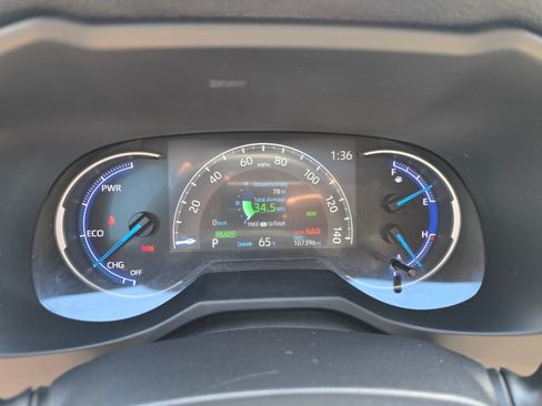 Used 2020 Toyota RAV4 Limited AWD/4WD image 8