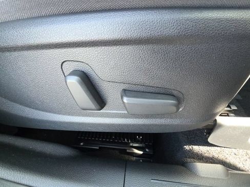 Certified 2023 Hyundai Santa Fe SEL w/ Premium Package FWD image 11