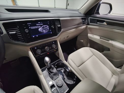 Used 2019 Volkswagen Atlas SEL AWD/4WD image 35