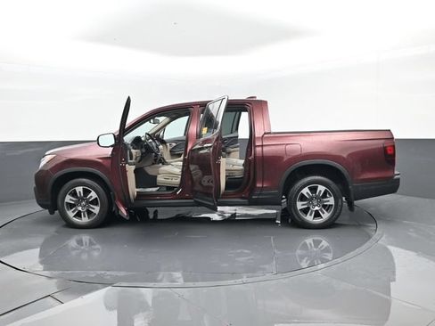 Used 2019 Honda Ridgeline RTL-E image 32