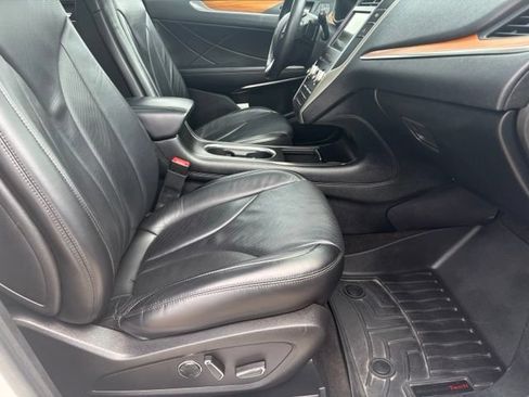 Used 2019 Lincoln MKC Reserve w/ Canadian Touring Package AWD/4WD image 19