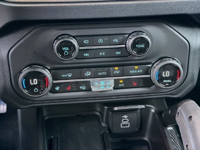 New 2026 Ford Bronco Raptor w/ Interior Carbon Fiber Pack AWD/4WD image 38