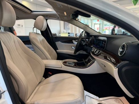 Used 2023 Mercedes-Benz E 350 4MATIC Sedan image 18