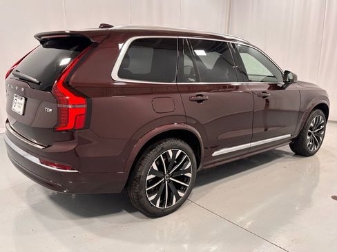New 2026 Volvo XC90 B6 Ultra w/ Protection Package AWD/4WD image 6