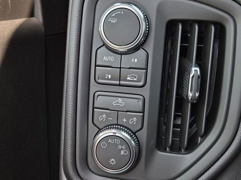 New 2026 GMC Sierra 1500 Pro w/ Graphite Edition AWD/4WD image 17