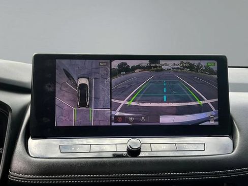 Used 2025 Nissan Rogue Platinum FWD image 14