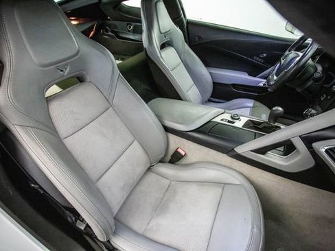 Used 2016 Chevrolet Corvette 2dr Stingray Z51 Coupe w/ 3LT Preferred Equipment Group image 21