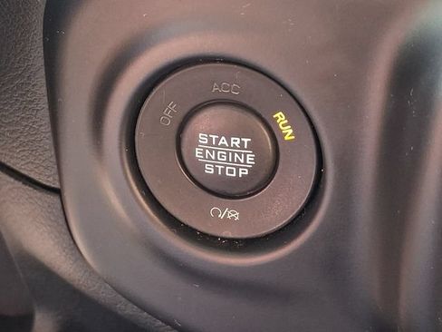 Used 2021 Jeep Wrangler Unlimited Rubicon 4xe w/ Cold Weather Group AWD/4WD image 26