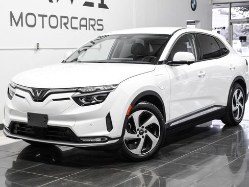 Used 2023 VinFast VF 8 Eco AWD/4WD image 6