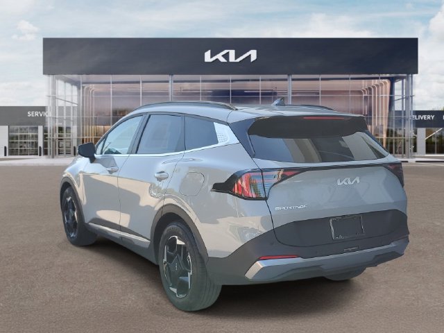 Certified 2026 Kia Sportage EX w/ EX Panorama Roof Package FWD image 4