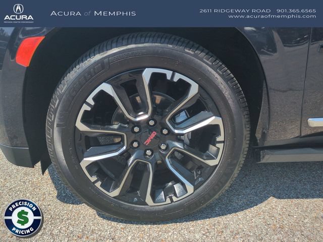 Used 2023 GMC Yukon XL Denali w/ Denali Reserve Package AWD/4WD image 12