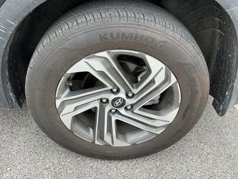 Used 2023 Hyundai Santa Fe SEL image 16