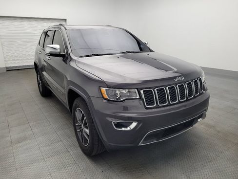 Used 2018 Jeep Grand Cherokee Limited image 13