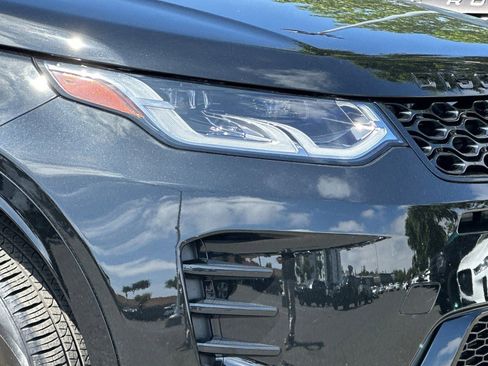 Certified 2025 Land Rover Discovery Sport Dynamic SE AWD/4WD image 11