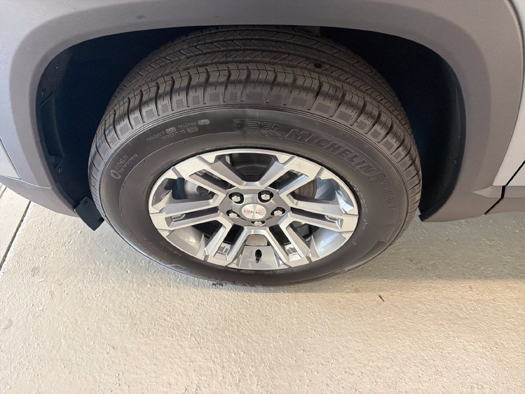 New 2027 GMC Terrain Elevation FWD image 4