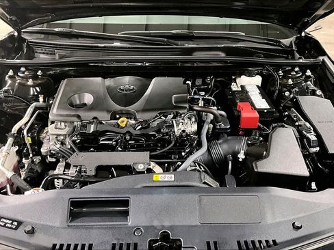Used 2024 Toyota Camry XSE FWD image 32