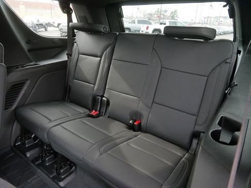 Used 2026 Chevrolet Tahoe LT w/ Comfort Package image 19