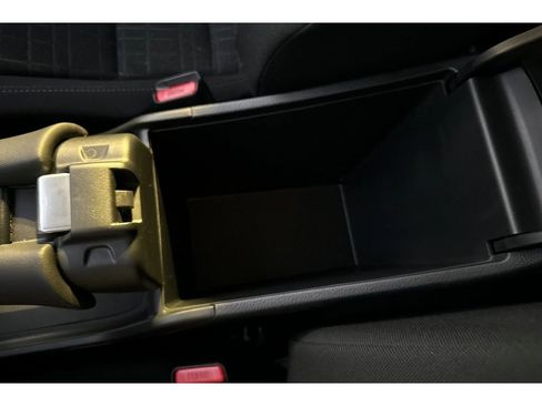 Certified 2023 Honda HR-V LX image 33