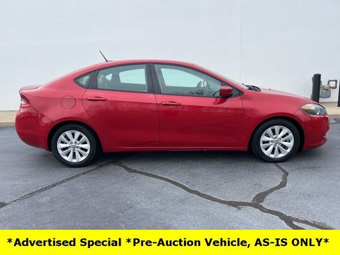 Used 2014 Dodge Dart SXT image 1