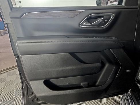 Used 2021 Chevrolet Tahoe LT RWD image 14