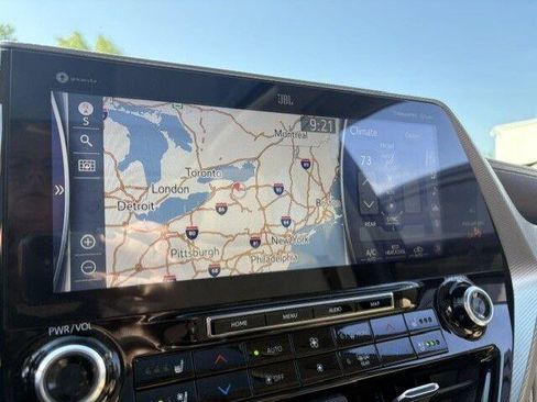 Certified 2021 Toyota Highlander Platinum AWD/4WD image 8