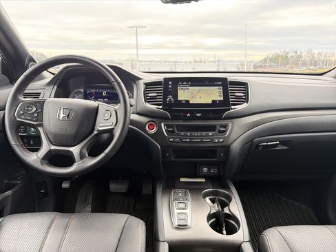 Used 2022 Honda Pilot TrailSport image 29