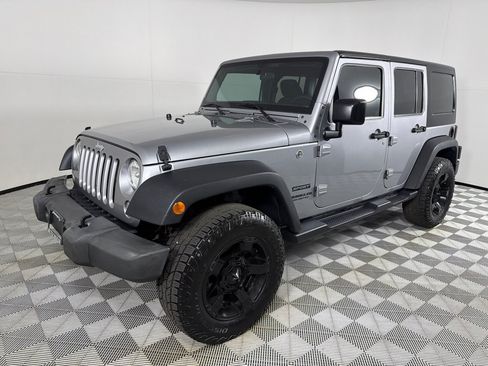 Used 2017 Jeep Wrangler Unlimited Sport AWD/4WD image 9