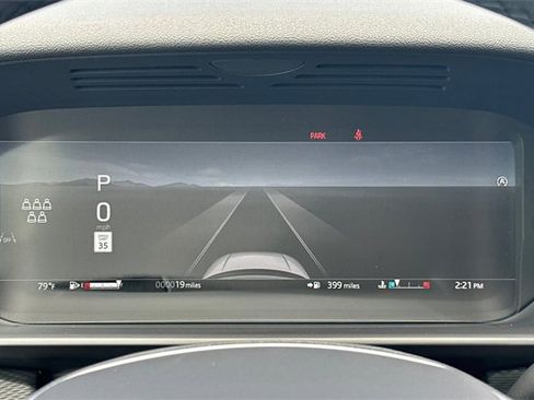 New 2025 Land Rover Discovery Dynamic SE image 25