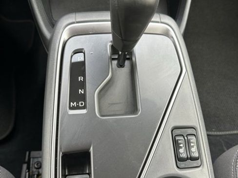 Used 2024 Subaru Crosstrek 2.0i Premium image 16