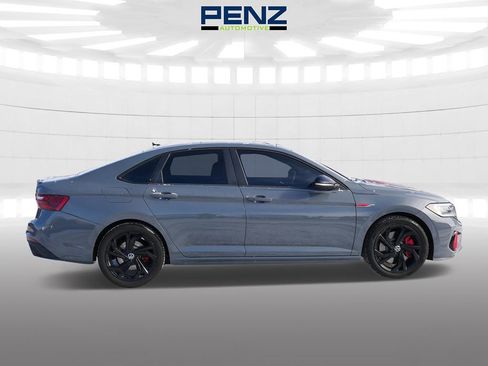Used 2024 Volkswagen Jetta GLI Autobahn FWD image 8