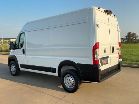 Used 2025 RAM ProMaster 2500 image 5