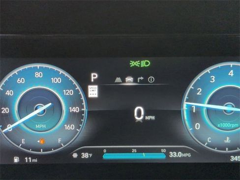 Used 2024 Hyundai Elantra SEL image 17