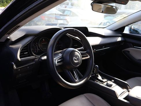 Used 2019 MAZDA MAZDA3 Sedan w/ Select Package FWD image 9