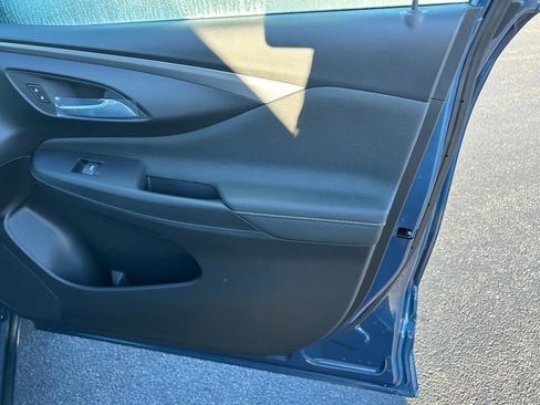 New 2026 Buick Envista Avenir image 18