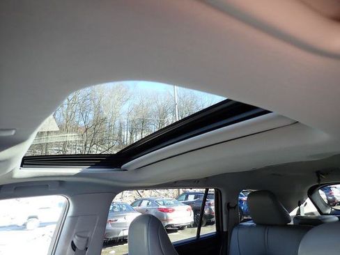 Certified 2022 Toyota Highlander XLE image 22