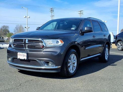 Used 2019 Dodge Durango SXT image 3