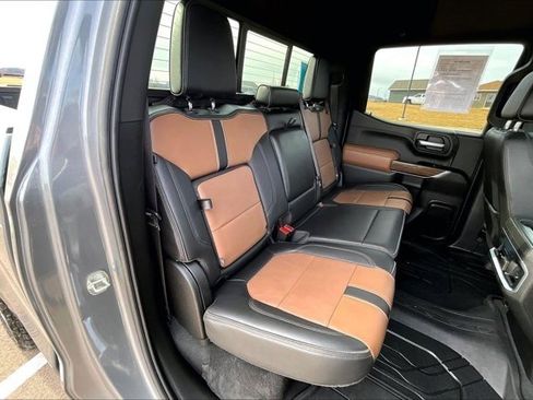 Used 2022 Chevrolet Silverado 1500 High Country image 26