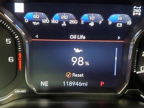 Used 2019 GMC Sierra 1500 AT4 w/ AT4 Premium Package AWD/4WD image 37
