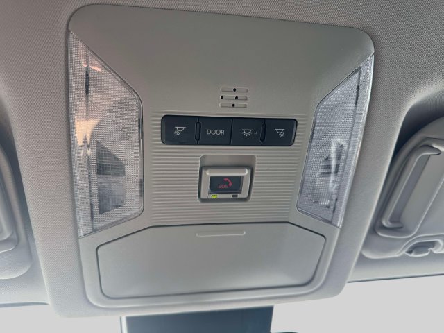 Used 2022 Toyota RAV4 XLE AWD/4WD image 37
