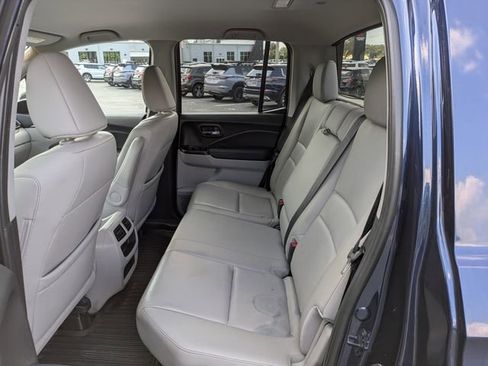 Used 2018 Honda Ridgeline RTL-T image 12