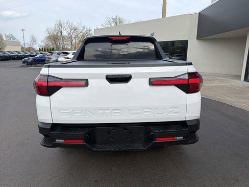 Used 2024 Hyundai Santa Cruz SEL w/ Activity Package image 8