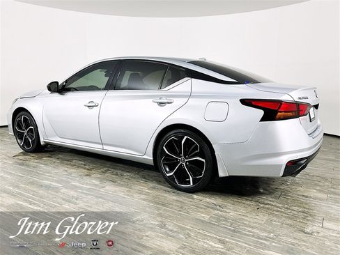 Used 2023 Nissan Altima 2.5 SR image 6