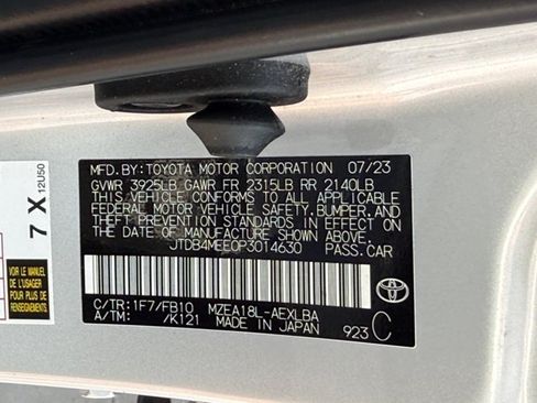Used 2023 Toyota Corolla LE FWD image 35