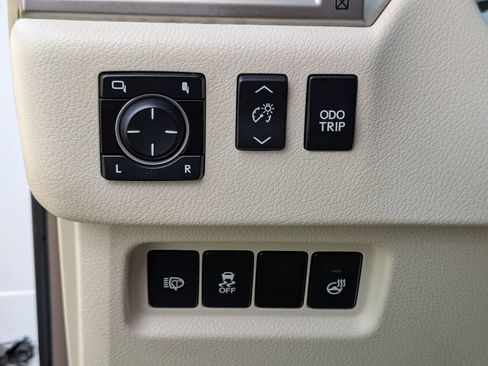 Used 2010 Lexus GX 460 Premium AWD/4WD image 19