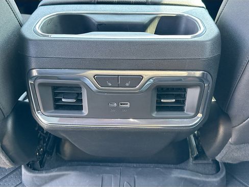 Used 2024 Chevrolet Silverado 2500 High Country w/ High Country Premium Package AWD/4WD image 26