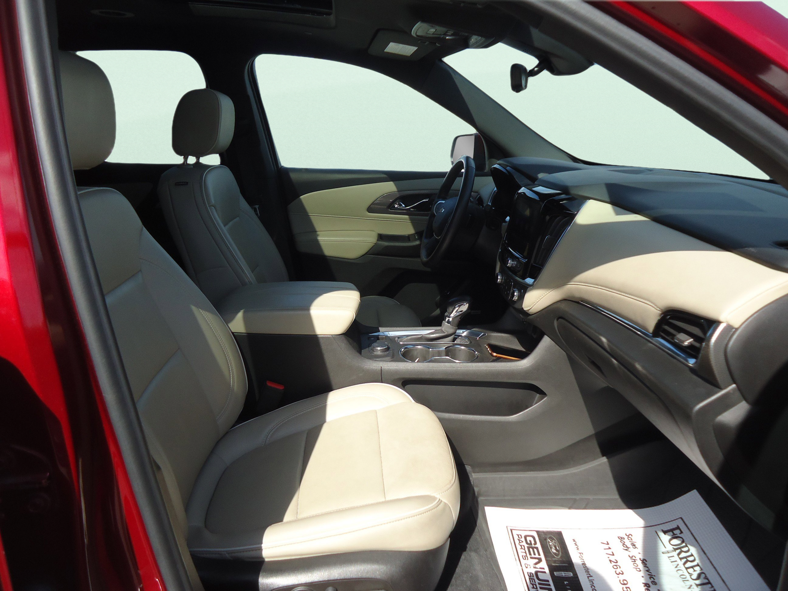 Used 2022 Chevrolet Traverse Premier w/ LPO, 'HIT The Road' Package AWD/4WD image 32